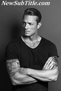 Joel Kinnaman - نیو ساب تایتل